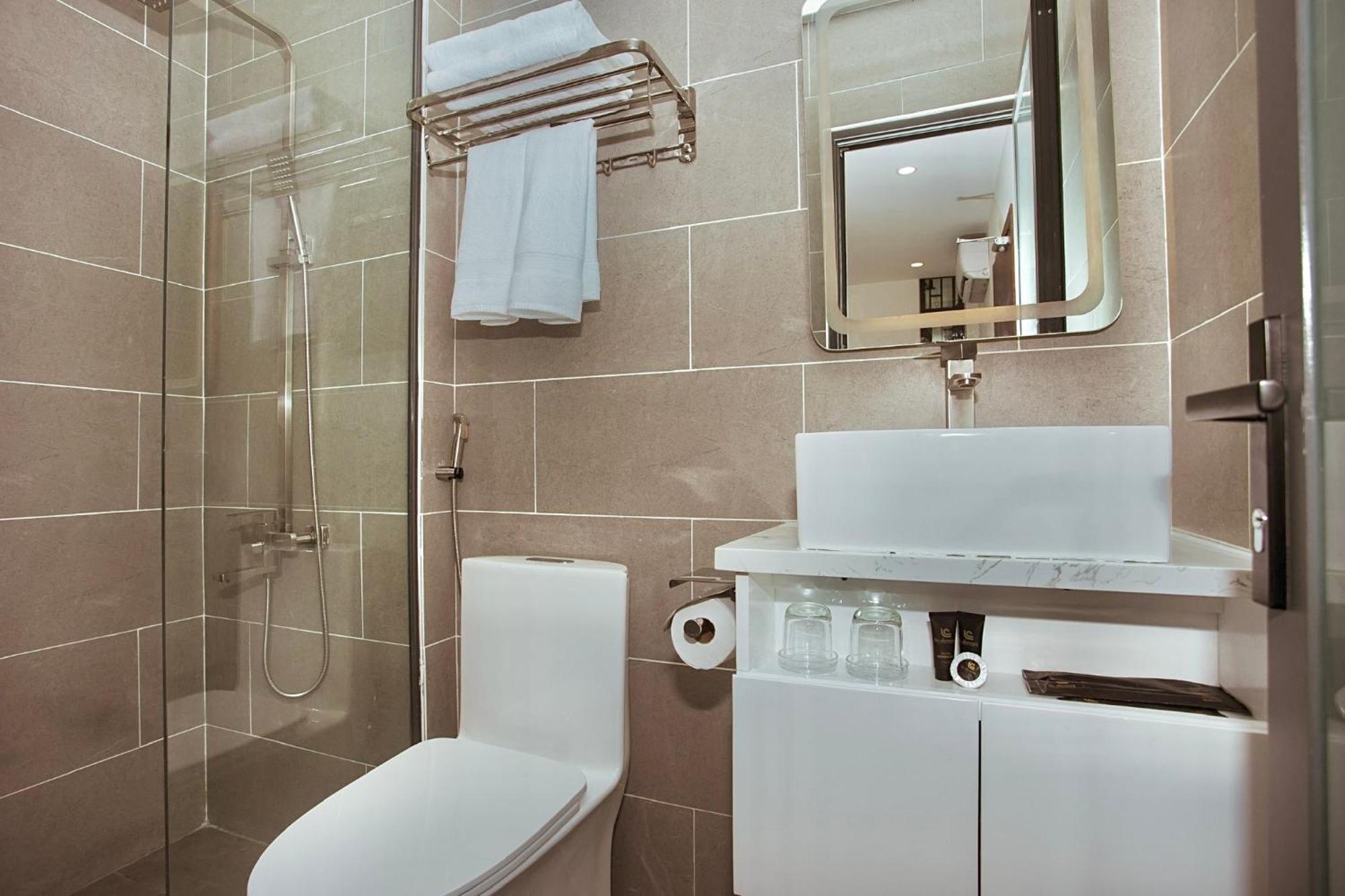 Lee Charming Hotel Nha Trang Buitenkant foto