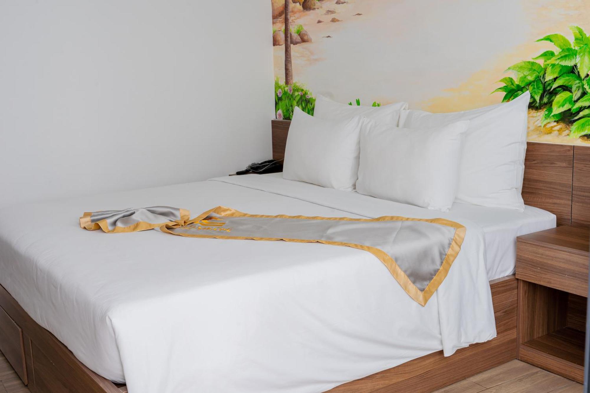 Lee Charming Hotel Nha Trang Buitenkant foto